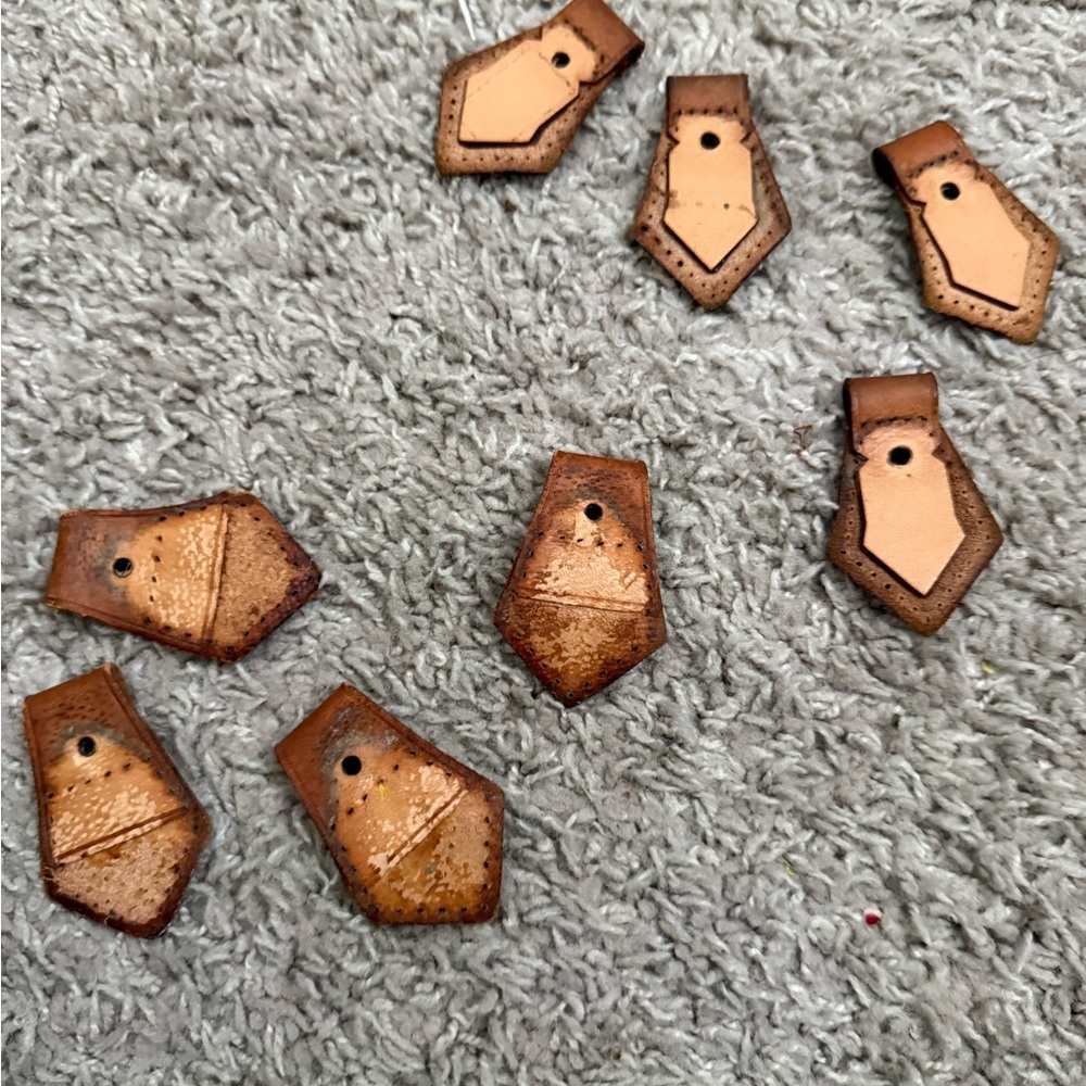 Louis Vuitton attachment chaps - Picture 2 of 2